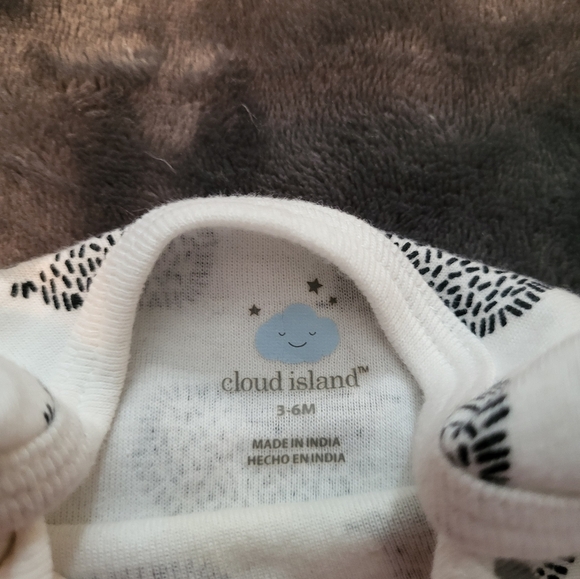 🩷 3/$15 Girls (3-6M) 5-Piece Onesies Bundle 4 Long Sleeve, 1 Short Sleeve, EUC - Picture 5 of 12